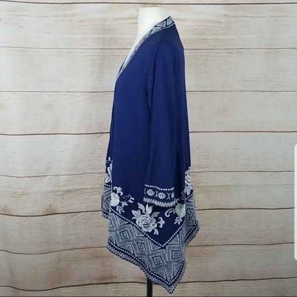 Johnny Was Baylee Embroidered Asymmetic Cardigan - Picture 4 of 6